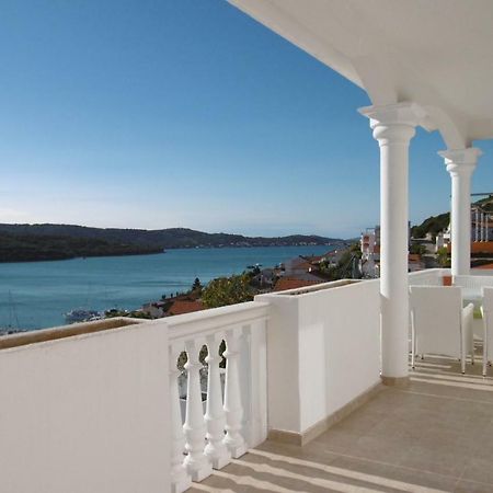 Villa Perla Тисно Екстериор снимка