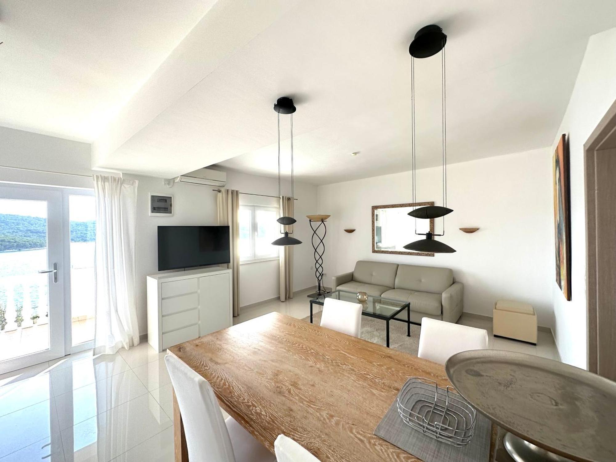 Villa Perla Тисно Екстериор снимка