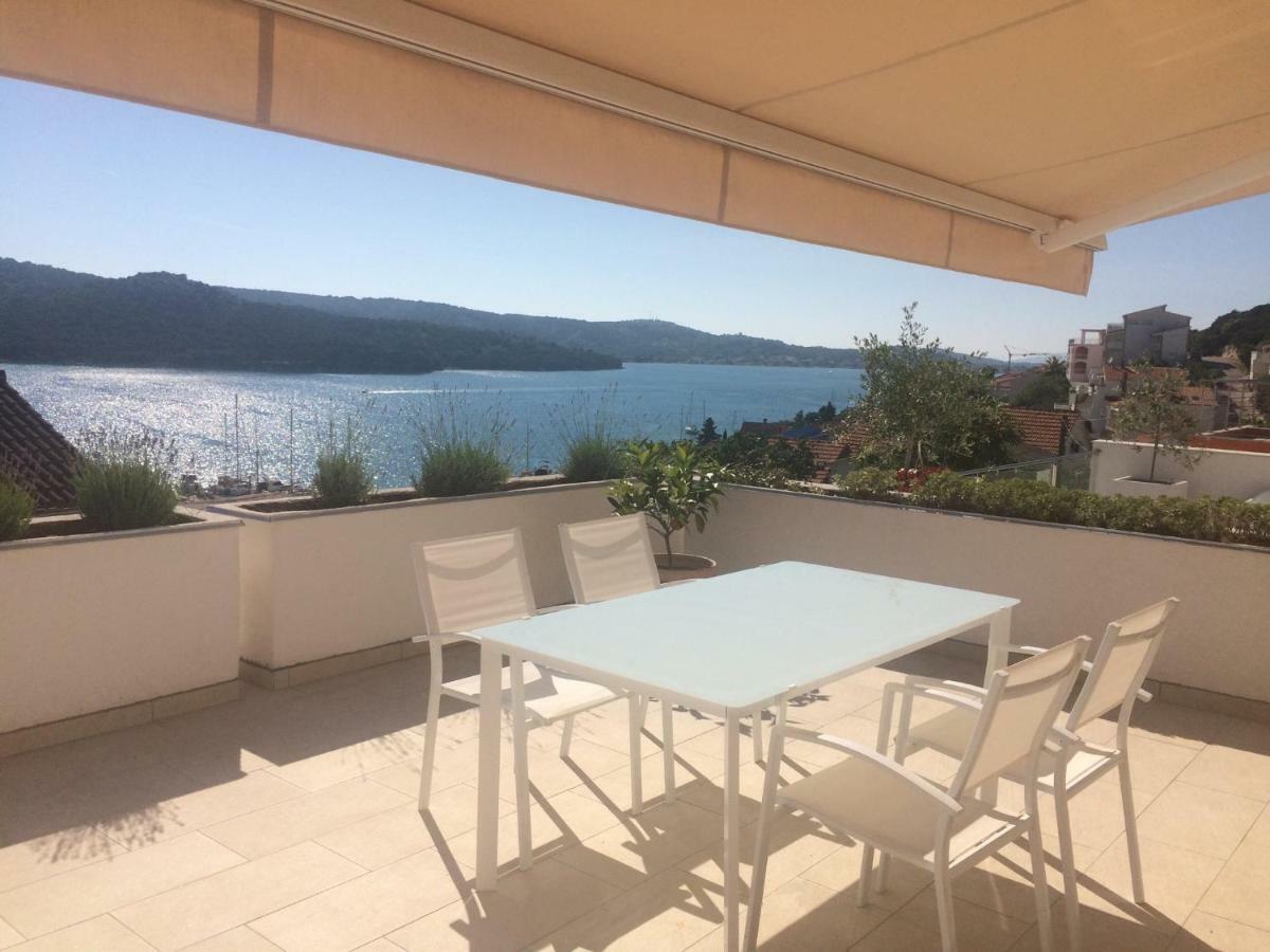 Villa Perla Тисно Екстериор снимка